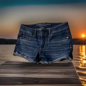 American Eagle Jean Shorts Shortie Super Stretch Cuffed Cut Off Denim Size 6